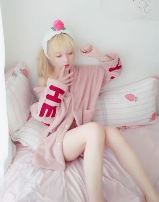 蕾丝小内裤小说乳罩